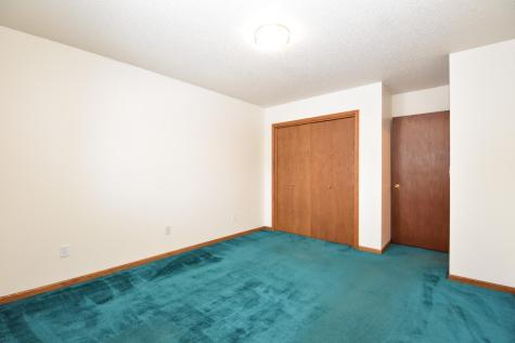 1807 33rd Street S Moorhead MN 56560