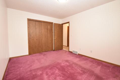 1807 33rd Street S Moorhead MN 56560