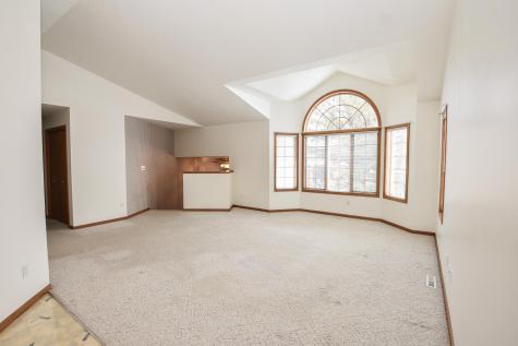 1807 33rd Street S Moorhead MN 56560