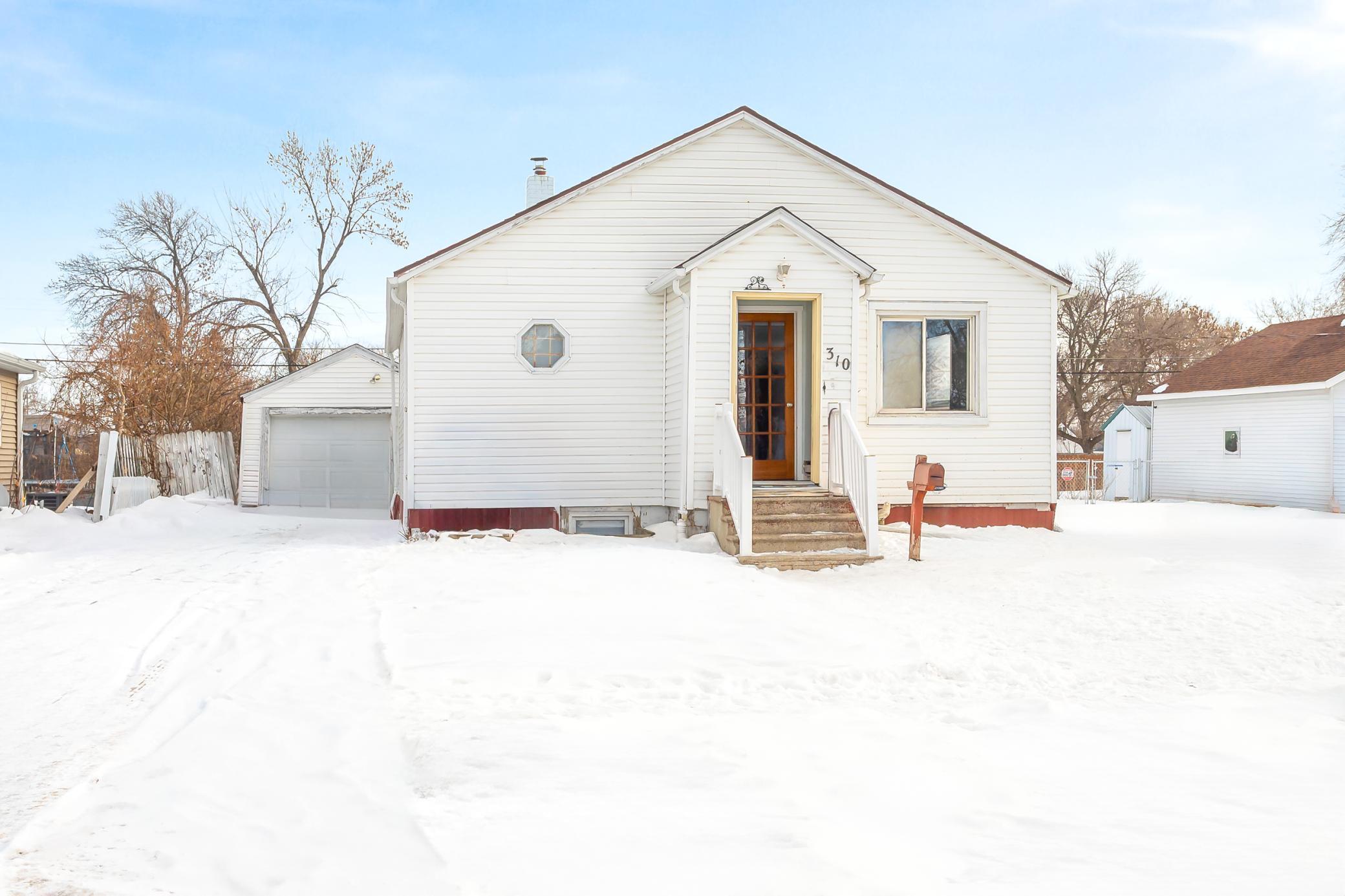 310 23rd Street S Fargo ND 58103