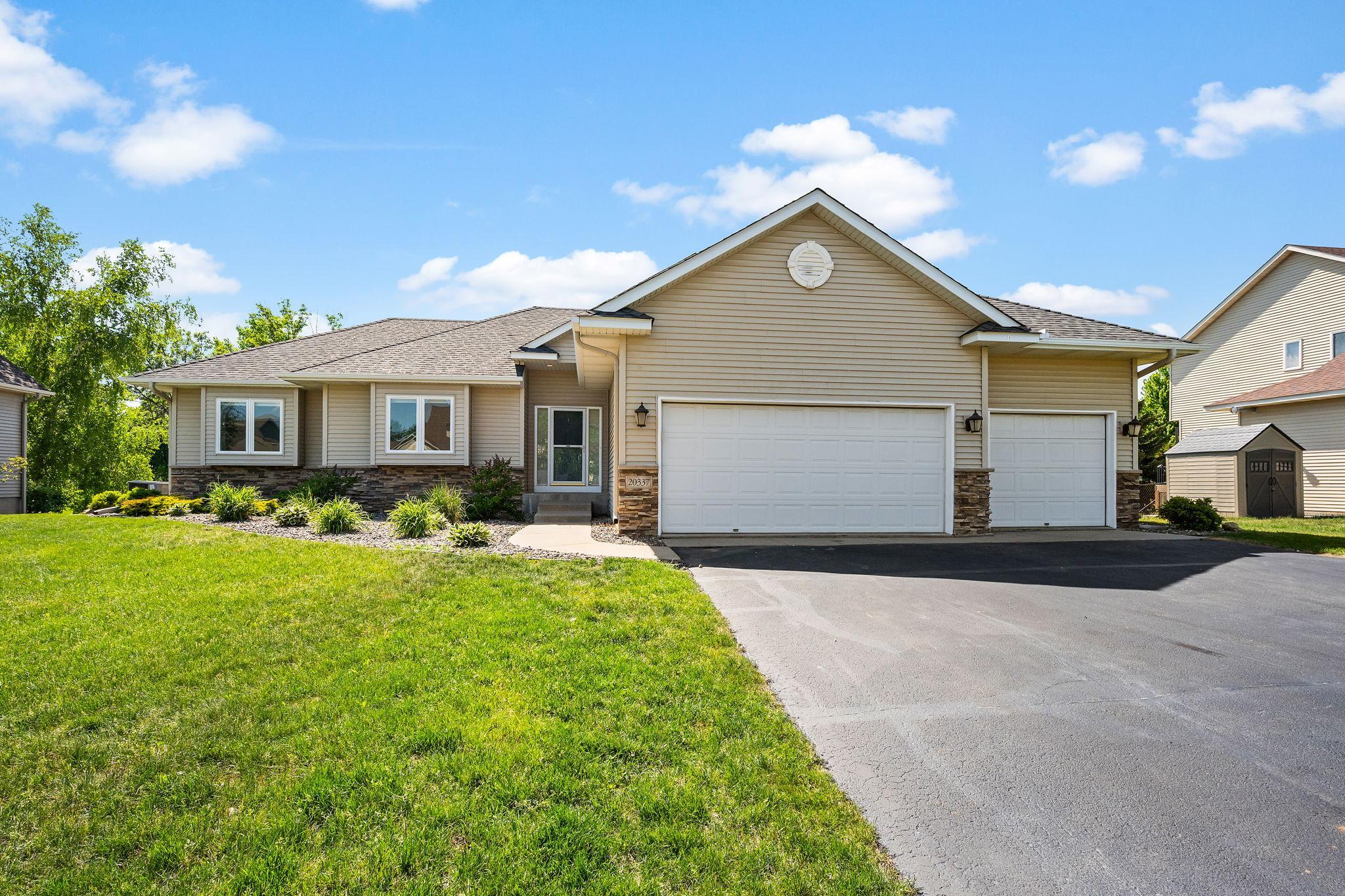 20337 Ipava Avenue Lakeville MN 55044