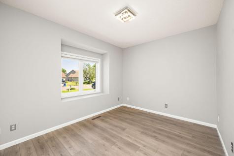 20337 Ipava Avenue Lakeville MN 55044