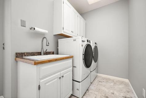 20337 Ipava Avenue Lakeville MN 55044