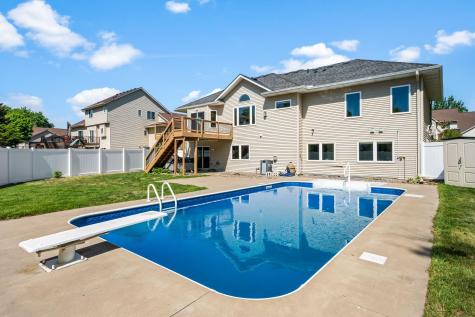 20337 Ipava Avenue Lakeville MN 55044
