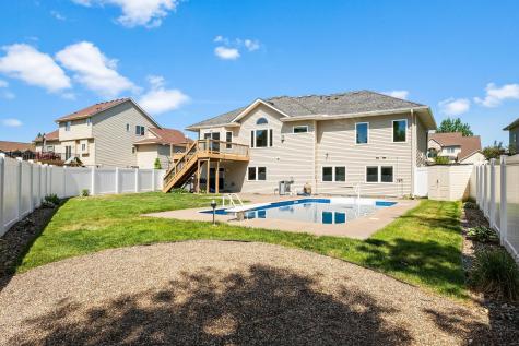 20337 Ipava Avenue Lakeville MN 55044