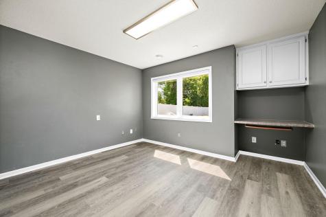 20337 Ipava Avenue Lakeville MN 55044
