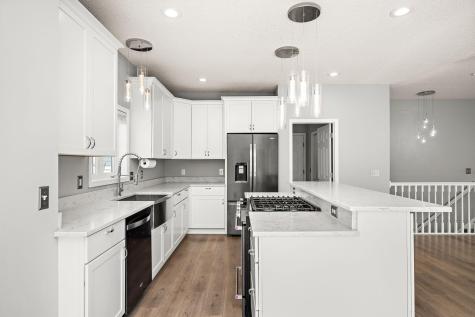 20337 Ipava Avenue Lakeville MN 55044