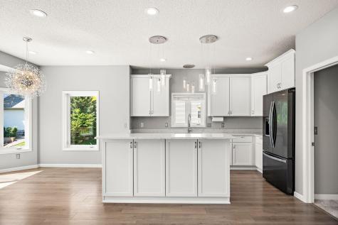 20337 Ipava Avenue Lakeville MN 55044