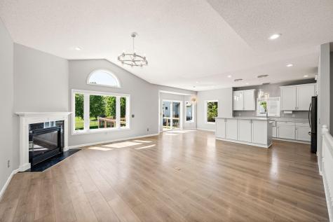 20337 Ipava Avenue Lakeville MN 55044