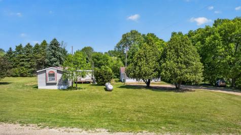 16122 627th Street Kellogg MN 55945