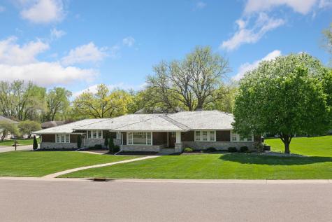 6601 Dovre Drive Edina MN 55436