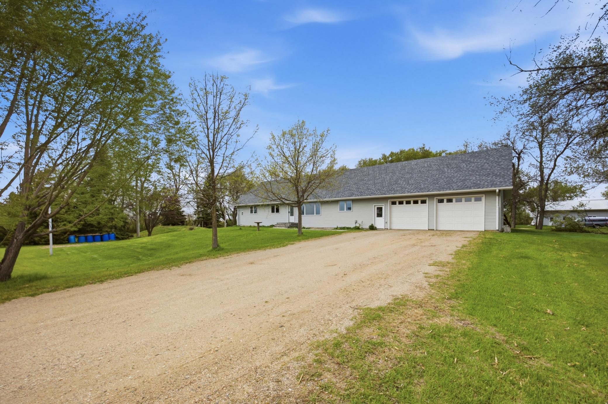 4942 43rd Avenue N Moorhead MN 56560