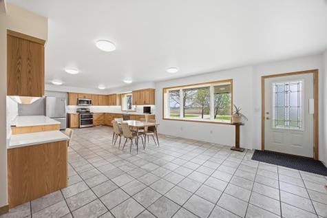 4942 43rd Avenue N Moorhead MN 56560