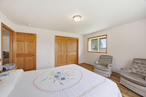 4942 43rd Avenue N Moorhead MN 56560