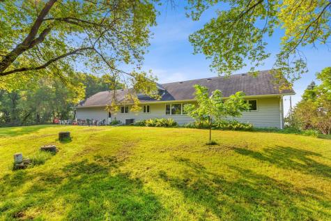 4942 43rd Avenue N Moorhead MN 56560