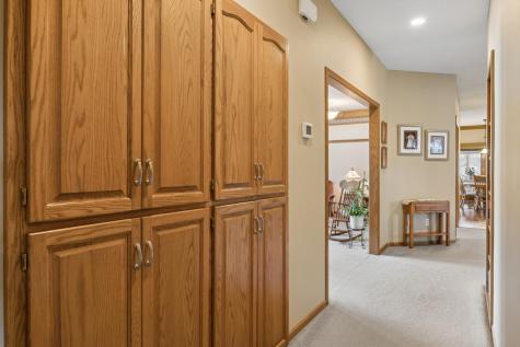 4465 Farmdale Circle Saint Augusta MN 56301