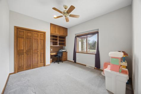 4465 Farmdale Circle Saint Augusta MN 56301