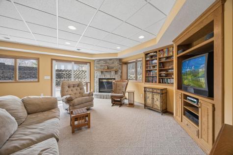4465 Farmdale Circle Saint Augusta MN 56301