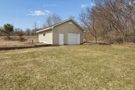 4465 Farmdale Circle Saint Augusta MN 56301
