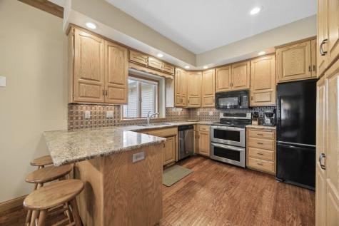 4465 Farmdale Circle Saint Augusta MN 56301