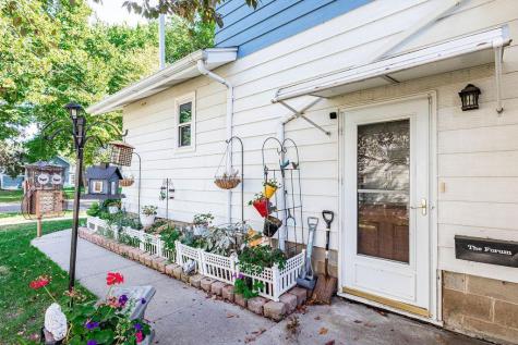 1364 12th Avenue S Fargo ND 58103