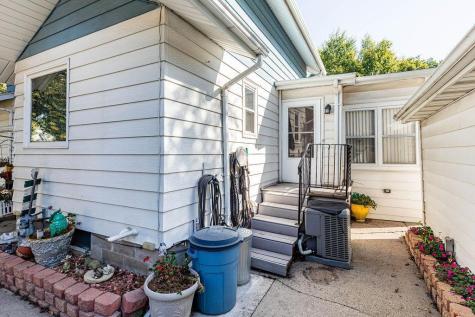 1364 12th Avenue S Fargo ND 58103