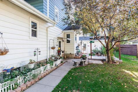 1364 12th Avenue S Fargo ND 58103