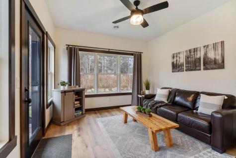 59 E Riverside Road Esko MN 55733