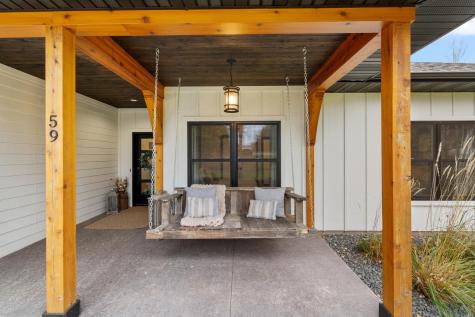 59 E Riverside Road Esko MN 55733