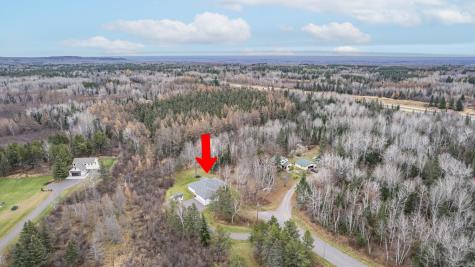59 E Riverside Road Esko MN 55733