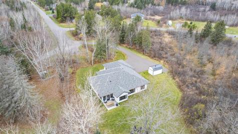 59 E Riverside Road Esko MN 55733