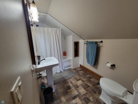 551 Wall Avenue Horace ND 58047