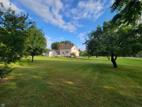 551 Wall Avenue Horace ND 58047