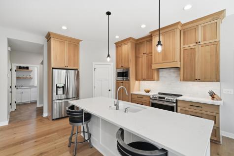 25155 Glen Road Excelsior MN 55331