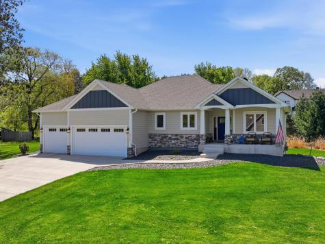 25155 Glen Road Excelsior MN 55331