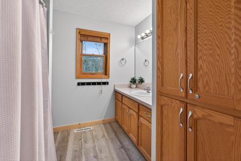 3335 Ten Oaks Street S Cambridge MN 55008