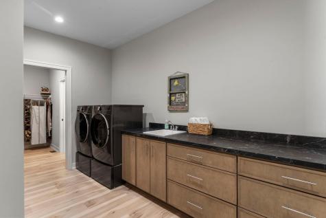 10821 Blossom Road Eden Prairie MN 55347