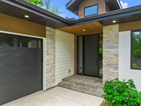 10821 Blossom Road Eden Prairie MN 55347