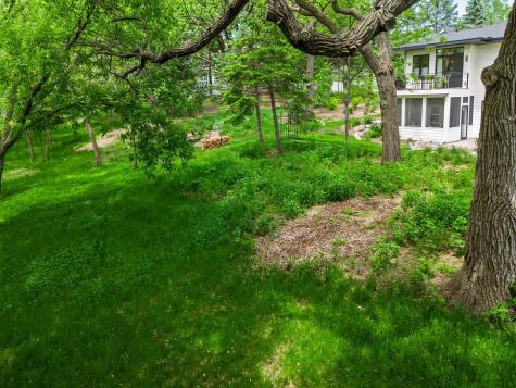 10821 Blossom Road Eden Prairie MN 55347