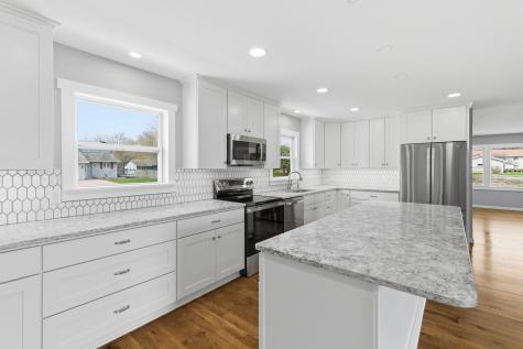 409 4th Avenue SE Mapleton MN 56065