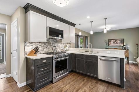 689 Havenhill Road Eagan MN 55123