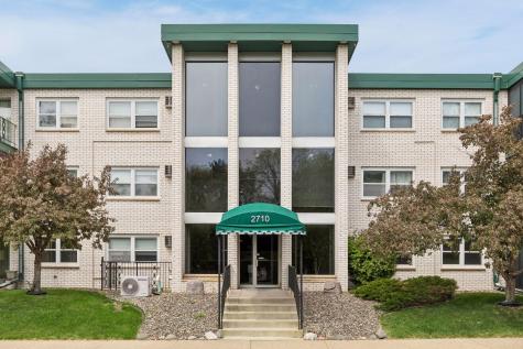 2710 Dale Street N Roseville MN 55113