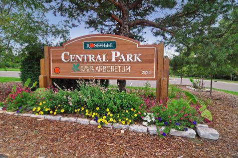 2710 Dale Street N Roseville MN 55113