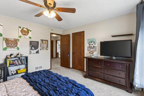 656 Lake Ridge Drive Woodbury MN 55129
