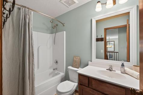 656 Lake Ridge Drive Woodbury MN 55129