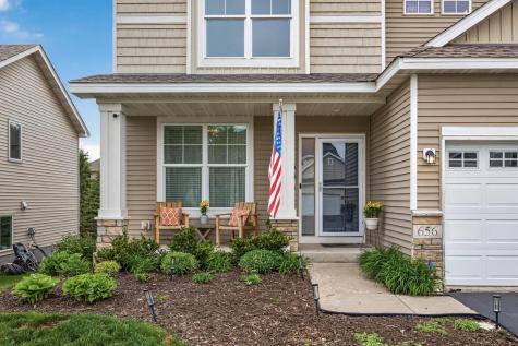 656 Lake Ridge Drive Woodbury MN 55129
