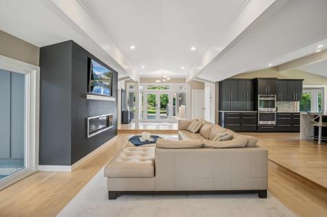 730 Amber Drive Shoreview MN 55126