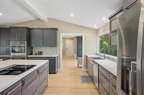 730 Amber Drive Shoreview MN 55126