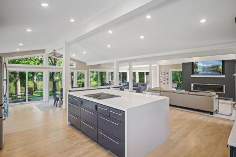 730 Amber Drive Shoreview MN 55126