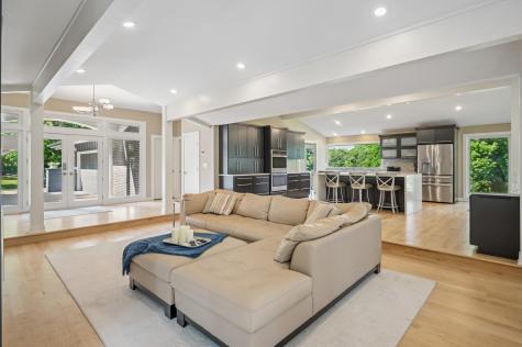 730 Amber Drive Shoreview MN 55126